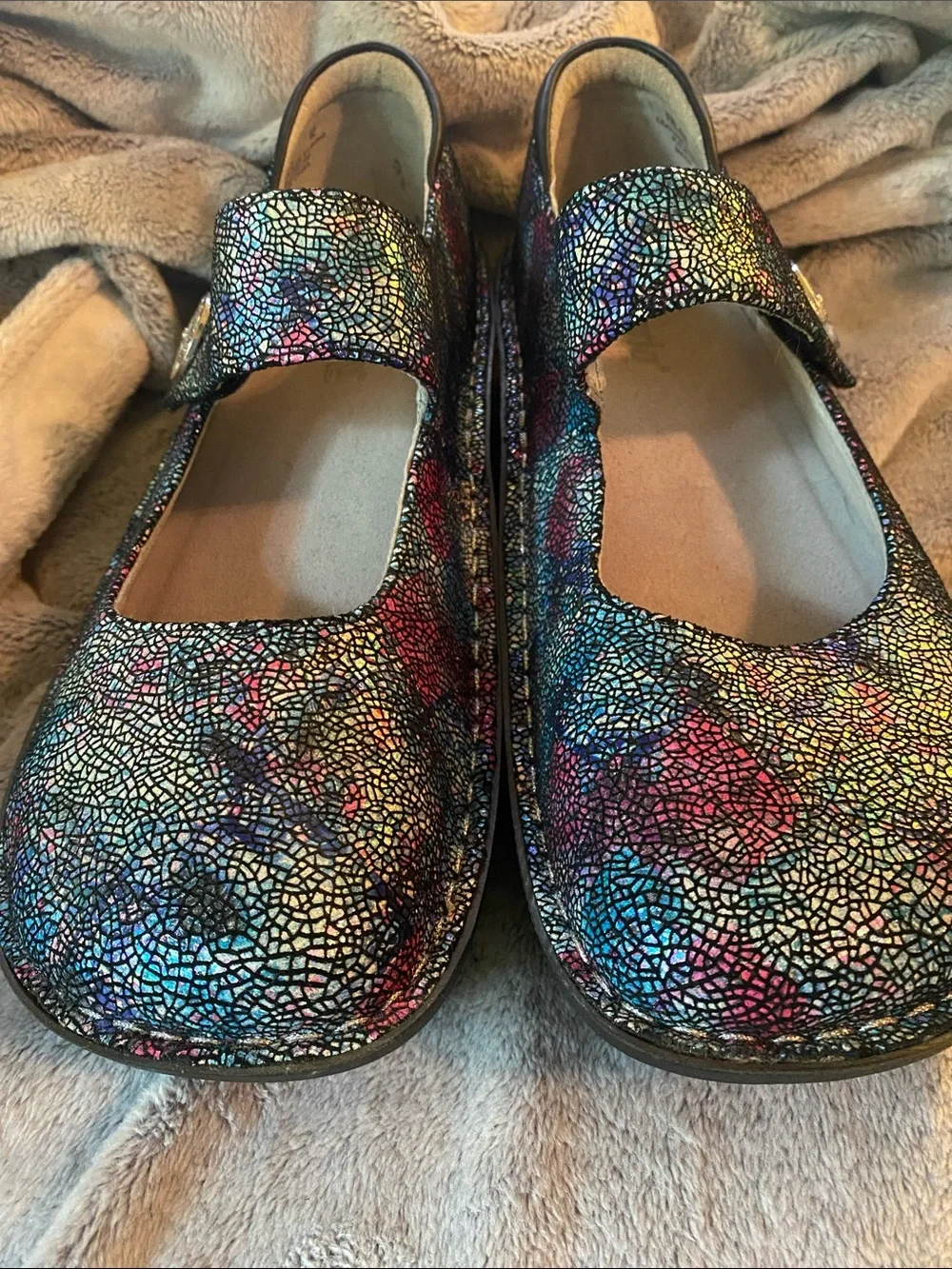Alegria Black Slip-On Comfort Shoe